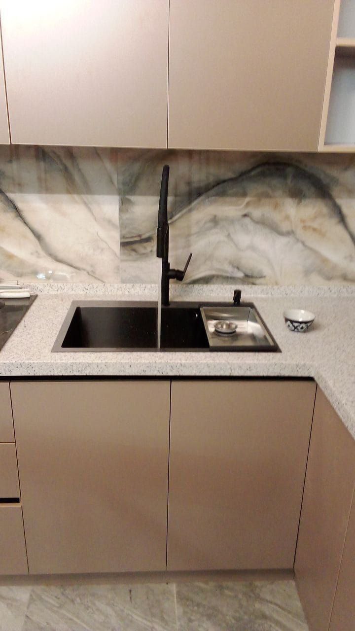 Sink installation